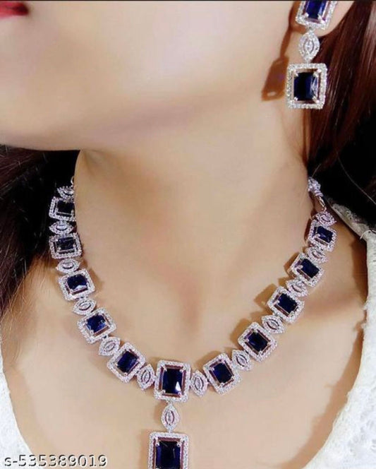 Royal Grace Choker Set