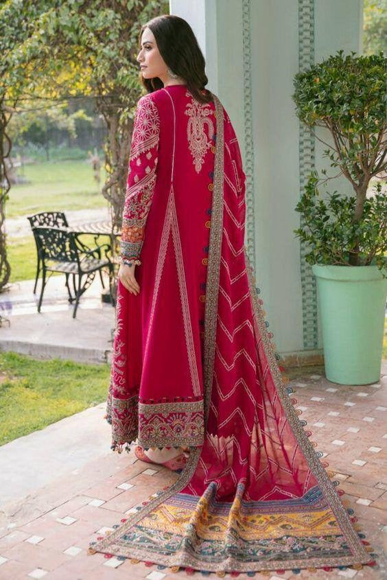 Premium Printed Pakistani Suit – GEL01