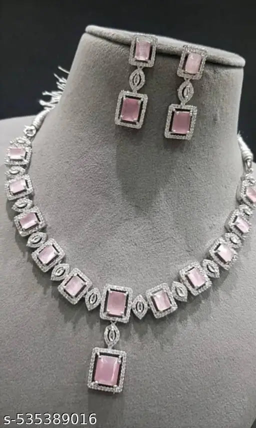 Elegant princess-style choker necklace set