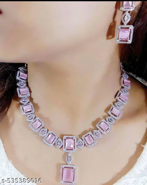 Elegant princess-style choker necklace set